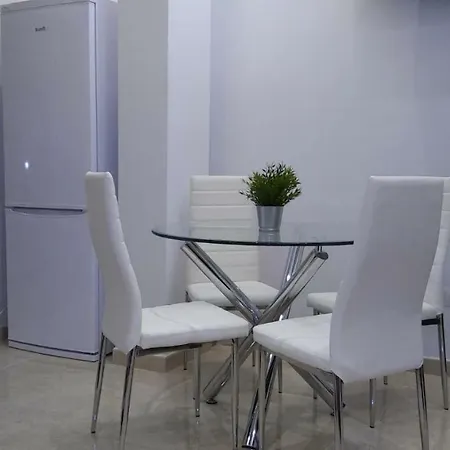 Puerto Marina Apartment *