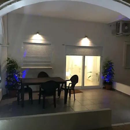 Puerto Marina Apartment *